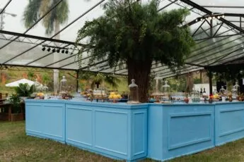 Experiências de coquetelaria que personalizam o seu evento